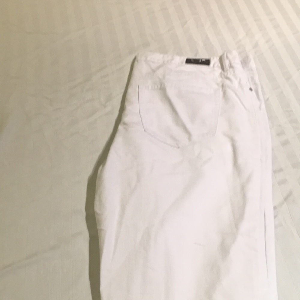 Slim fit white jeans